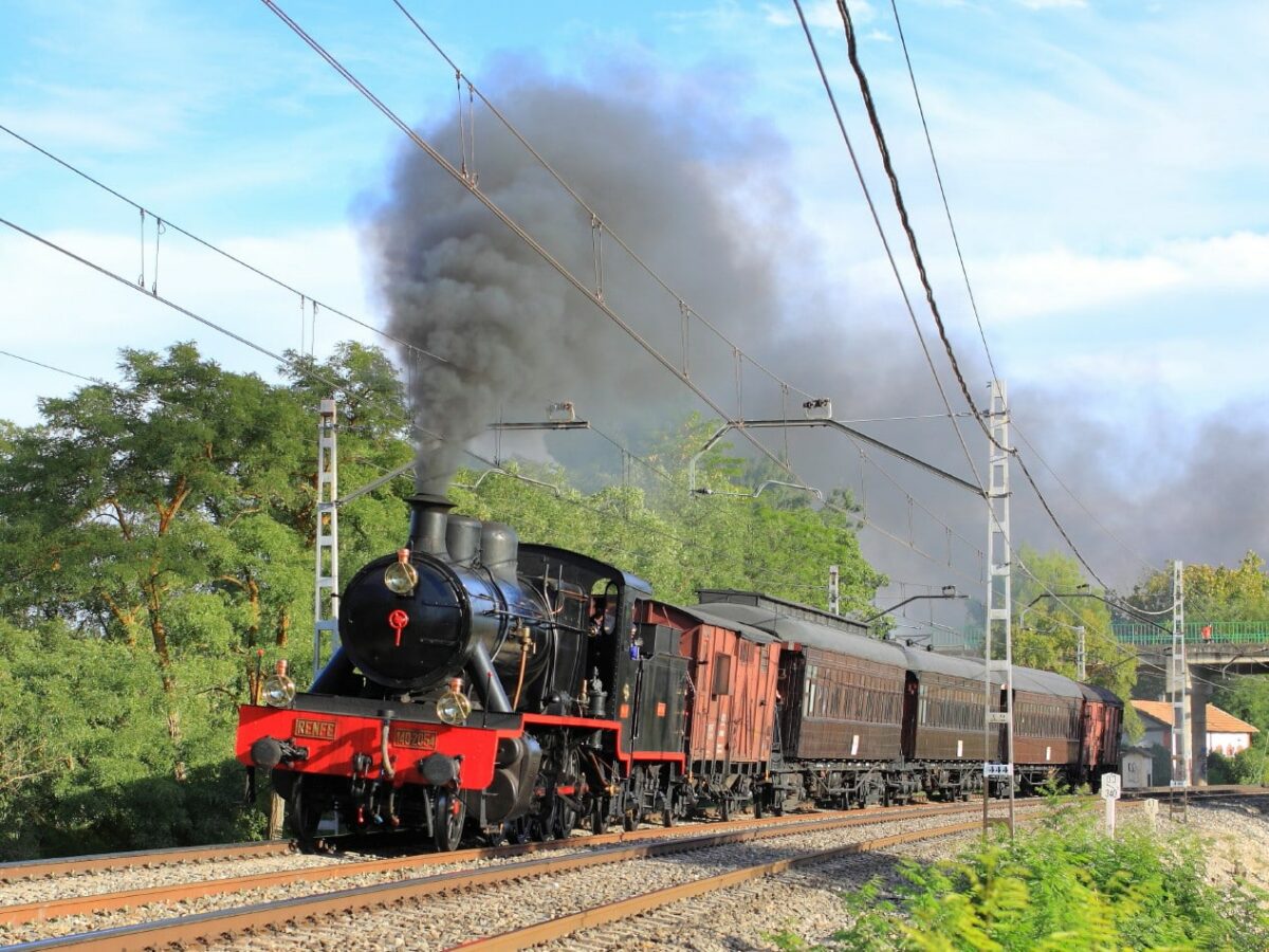 Dónde encontrar locomotoras de vapor en el mundo y viajar en sus trenes