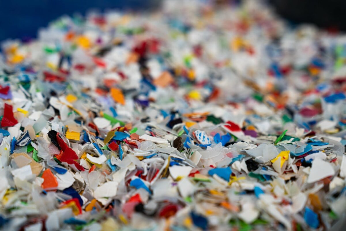 Hay cientos de sustancias químicas tóxicas en plásticos reciclados