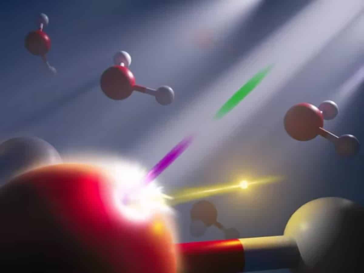 La primera «foto fija» de los átomos en el agua líquida