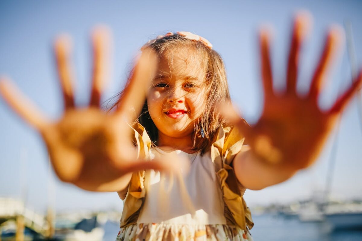 Contar con los dedos es bueno para aprender matemáticas en la infancia