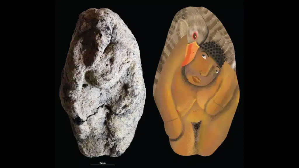La escultura de una mujer teniendo sexo con un ganso reescribe el arte prehistórico 1 Los expertos creen que esta figurita de 12 000 años de antigüedad representa a una mujer y un ganso. | Crédito: Laurent Davin; CC BY-NC-ND 4.0