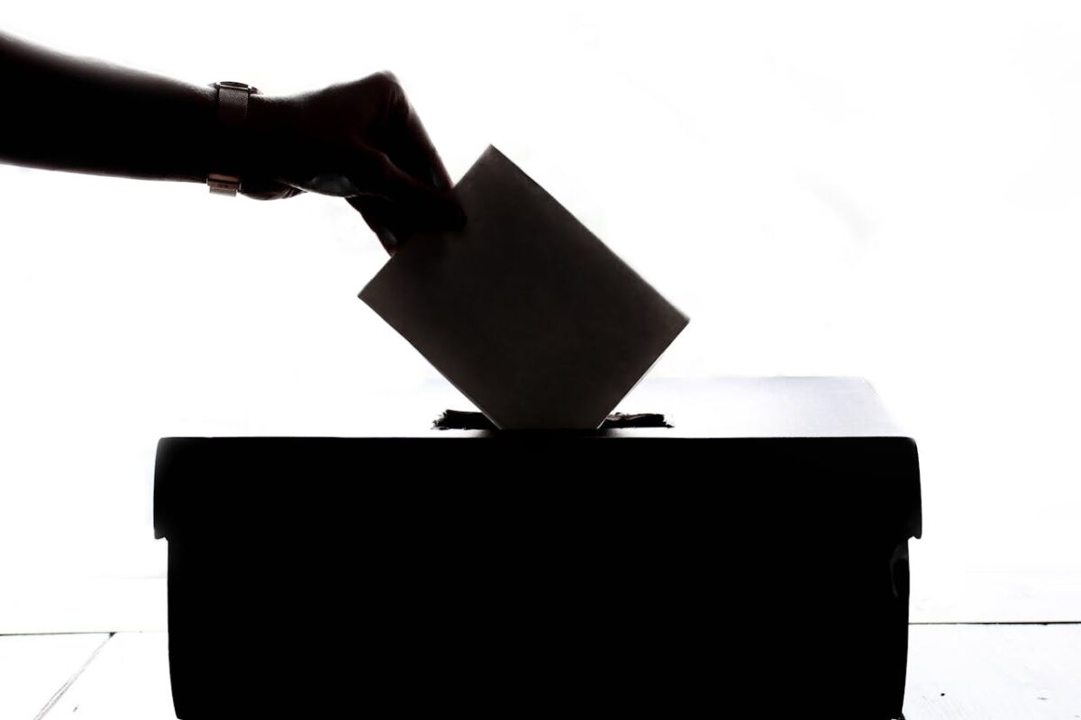 «Yo no voto»: las personas que no votan viven menos