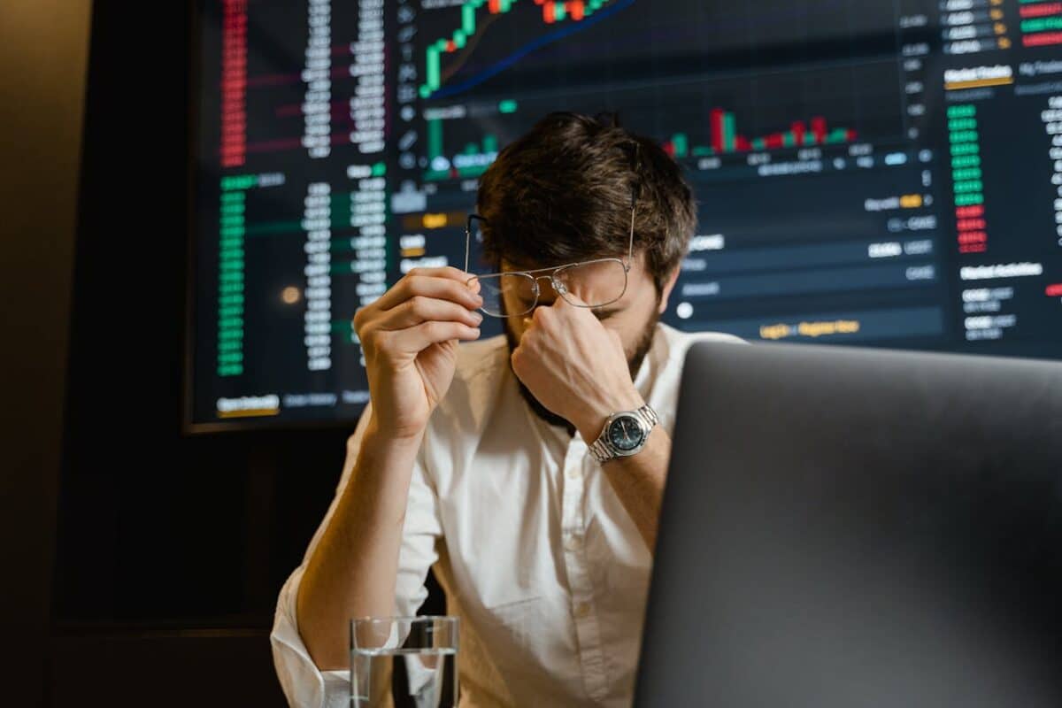 ¿Por qué trabajamos tanto? No es por el dinero