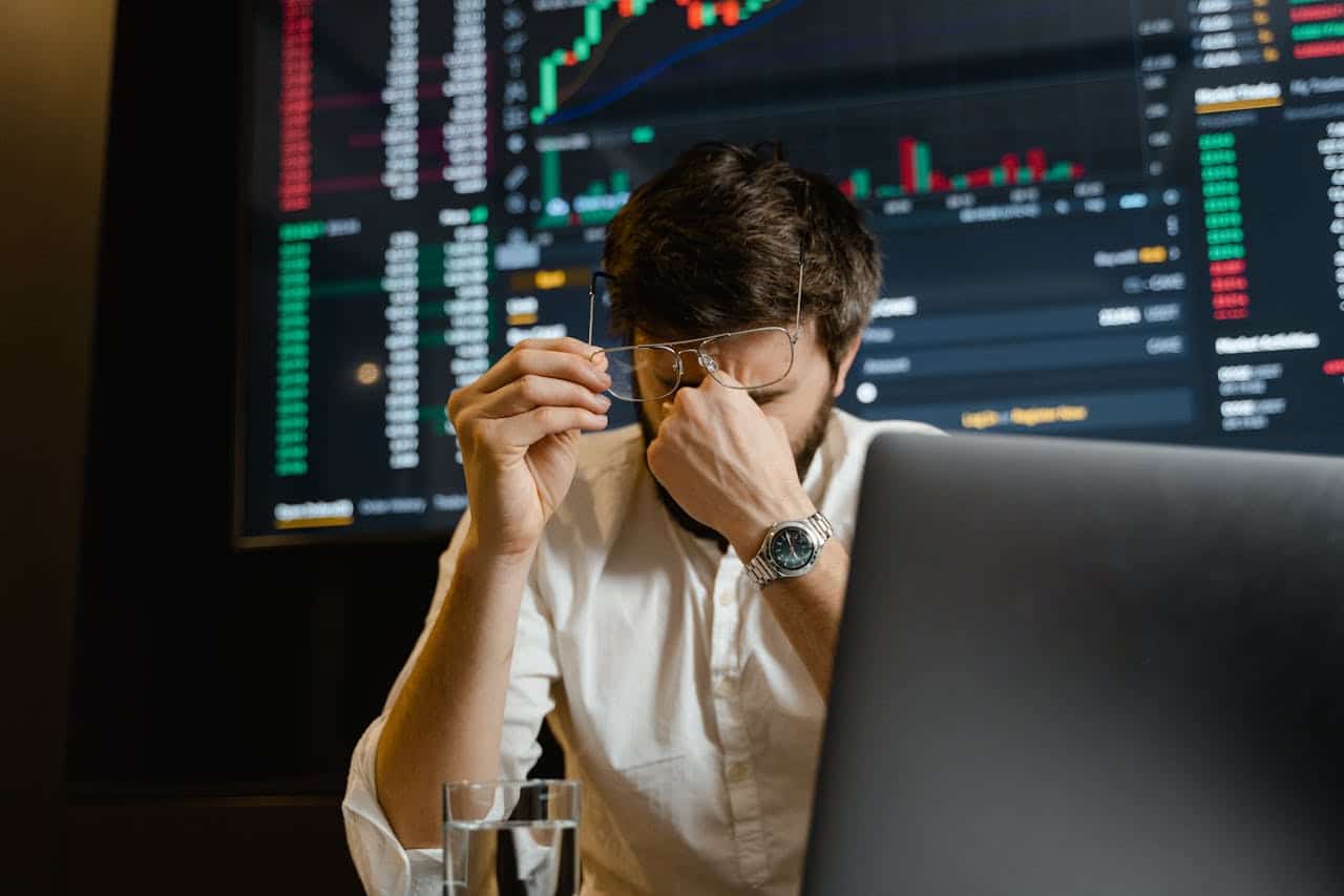 ¿Por qué trabajamos tanto? No es por el dinero