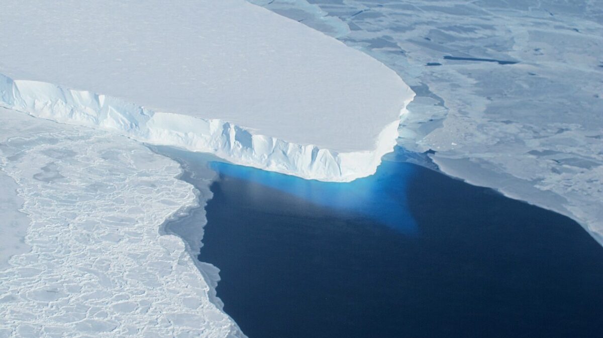 Miles de millones para un muro submarino que frenará el deshielo del glaciar del Juicio Final en la Antártida
