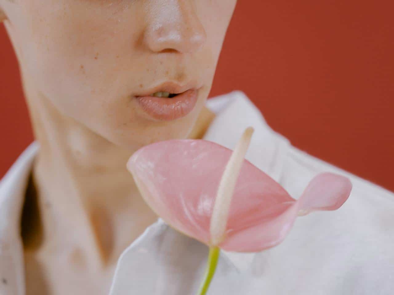 Los simios macho pueden saber si una hembra es fértil por el olor de la vulva, ¿por qué tú no?