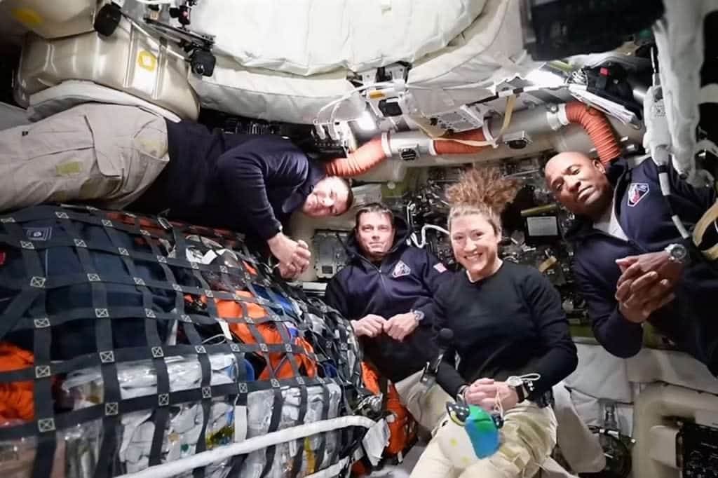 La tripulación de Artemis II, de izquierda a derecha: el astronauta canadiense y especialista de misión Jeremy Hansen, el comandante Reid Wiseman, la especialista de misión Christina Koch y el piloto Victor Glover. AP