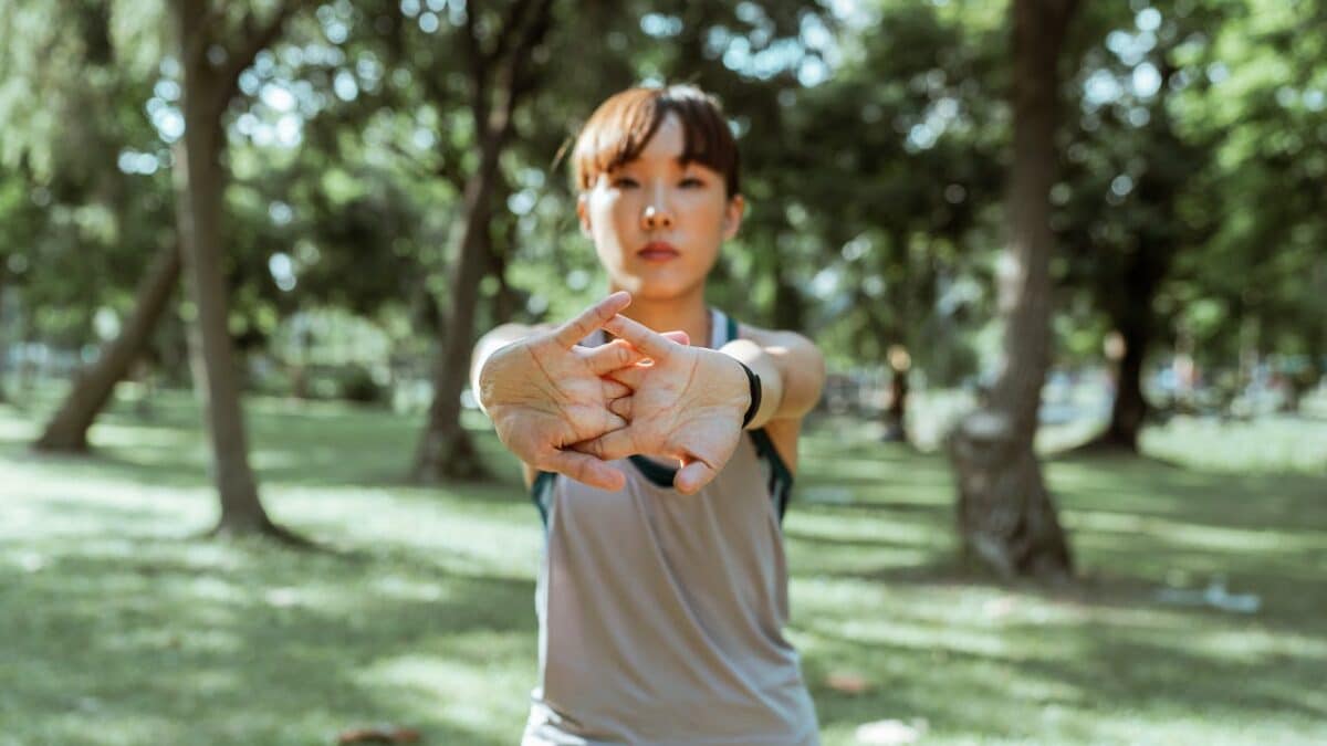 El ejercicio secreto chino de 800 años de antigüedad para un corazón sano sin gimnasio ni pastillas