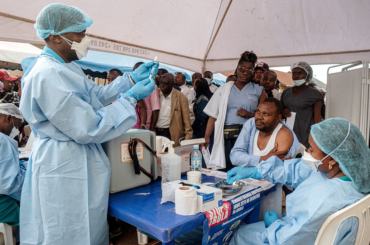 La esperanza contra el ébola arranca en el Congo.